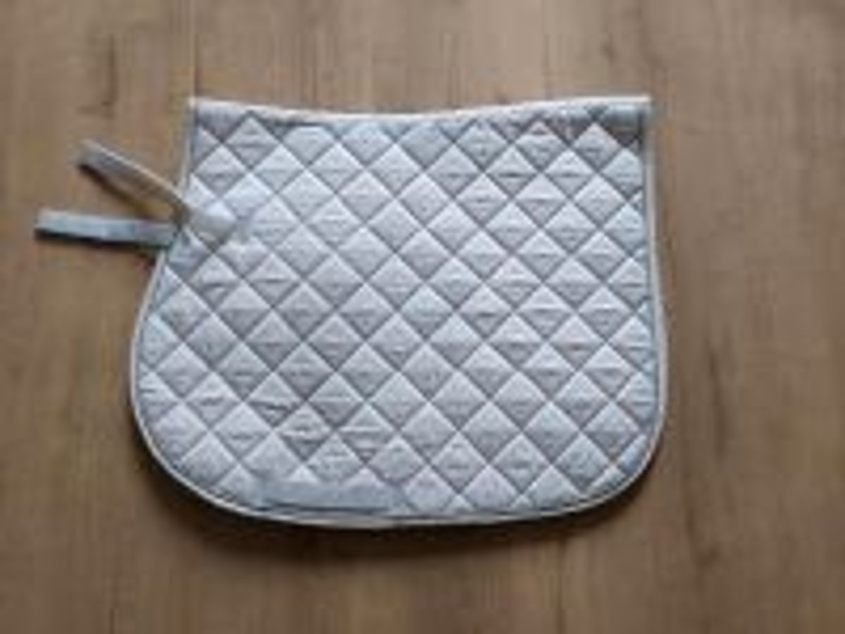 Schabracke weiß Pony Dressur Schabracke weiß Pony Dressur