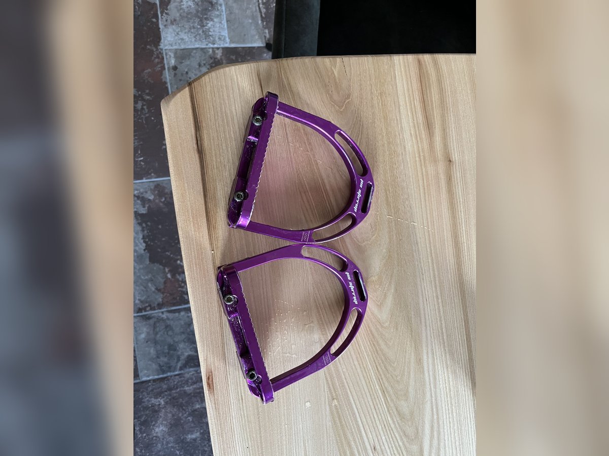 Jin Stirrups Steigbügel 