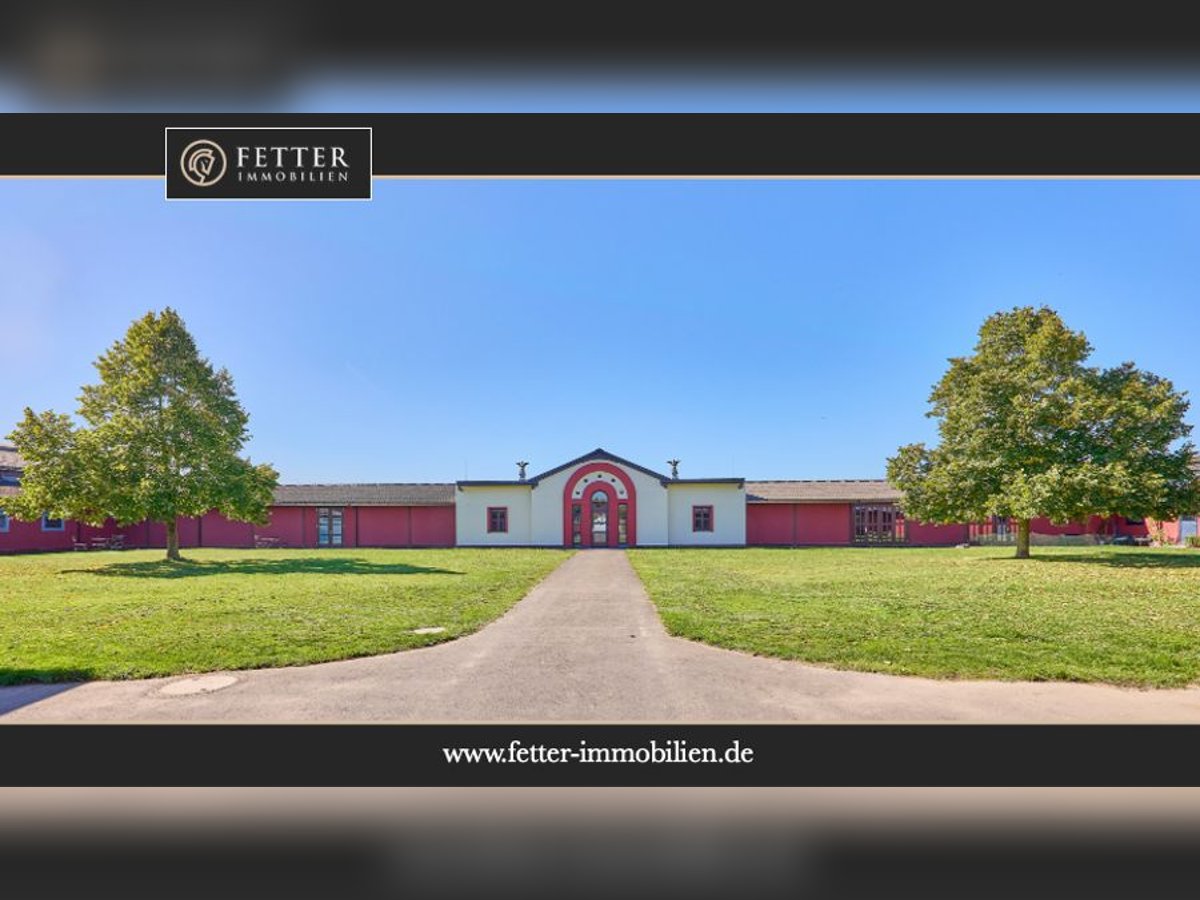Reitanlage im Pferdepark im Maifeld – in Mitten des Sonderbaugebietes “Wohnen mit Pferden” in Lonnig Reitanlage im Pferdepark im Maifeld – in Mitten des Sonderbaugebietes “Wohnen mit Pferden” in Lonnig