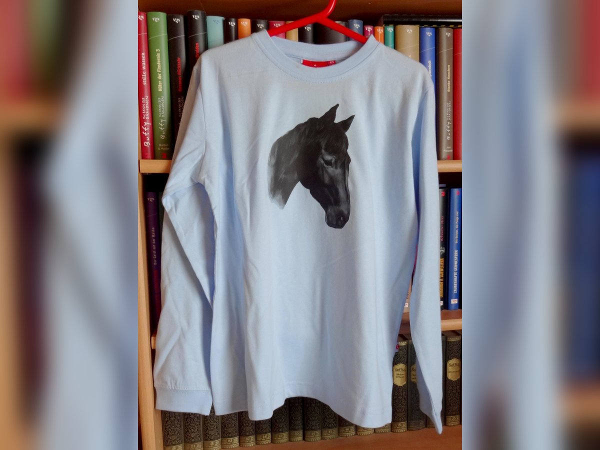 T-Shirt mit Pferdemotiv "Portrait Rappe" hellblau Gr. 140