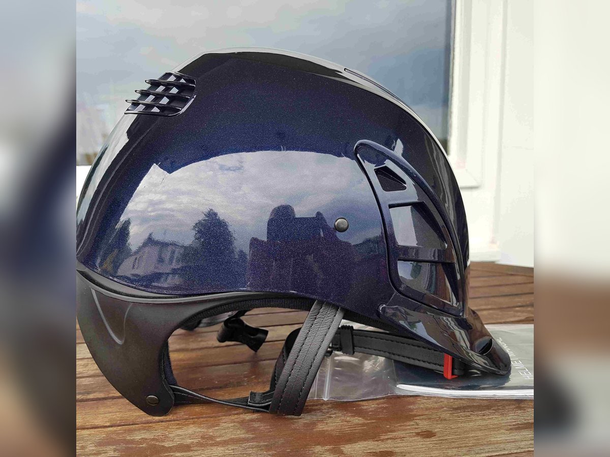 Neuer GPA Helm Speed Air Hybrid, Gr. 56, blau