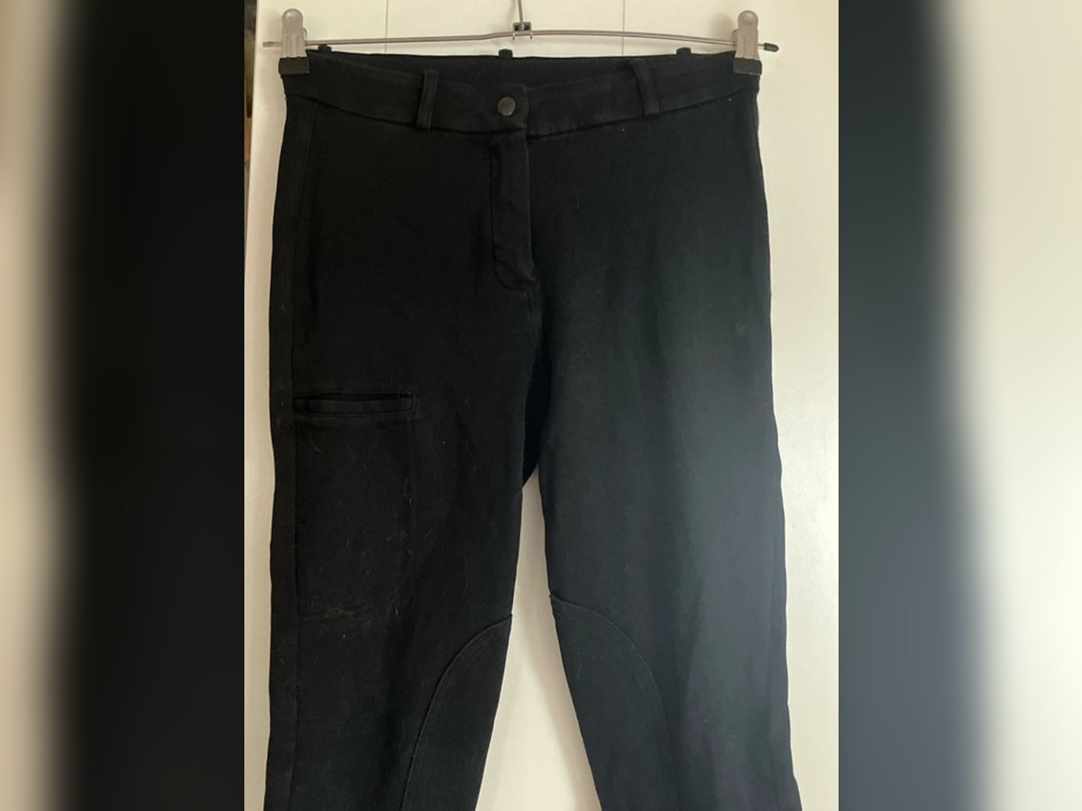 Schwarze Reithose Kniebesatz