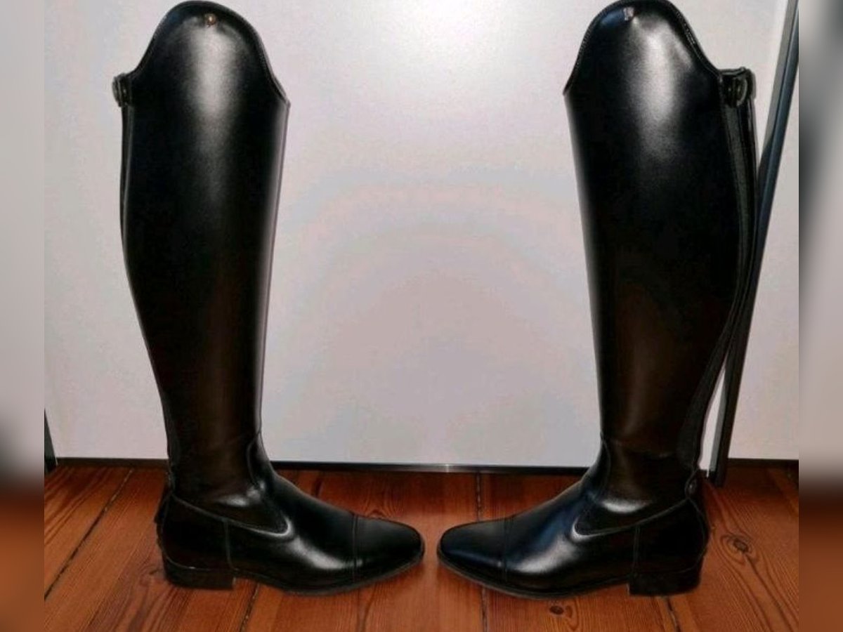 Verkaufe meine Dressurstiefel von Petrie, wie Neu! Gr. 39