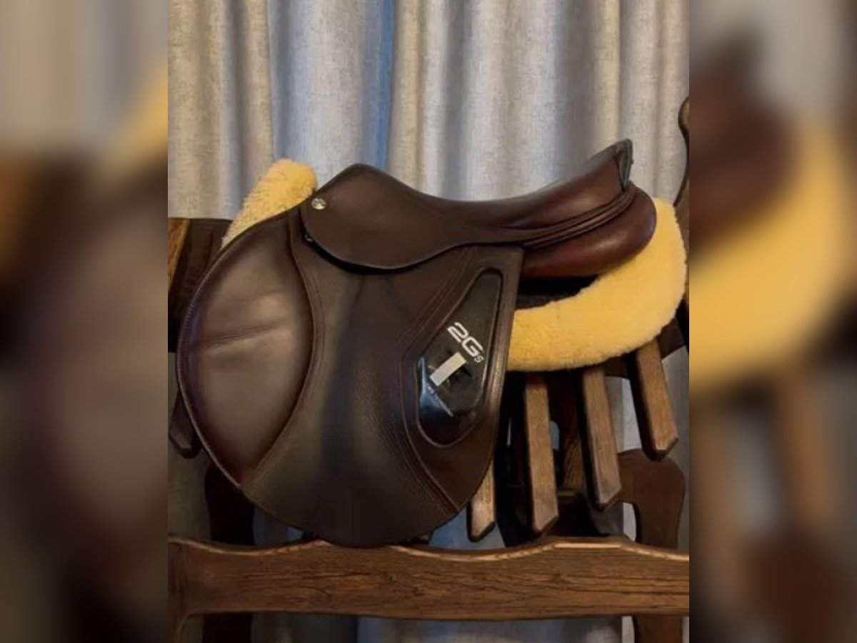 Siodło CWD 2Gs 17" Siodło CWD 2Gs 17"