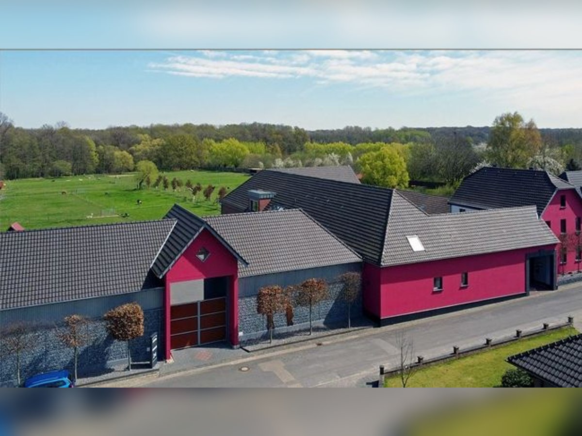 Traumhafter Vierkanthof mit ca. 4,2 ha Nähe Düsseldorf