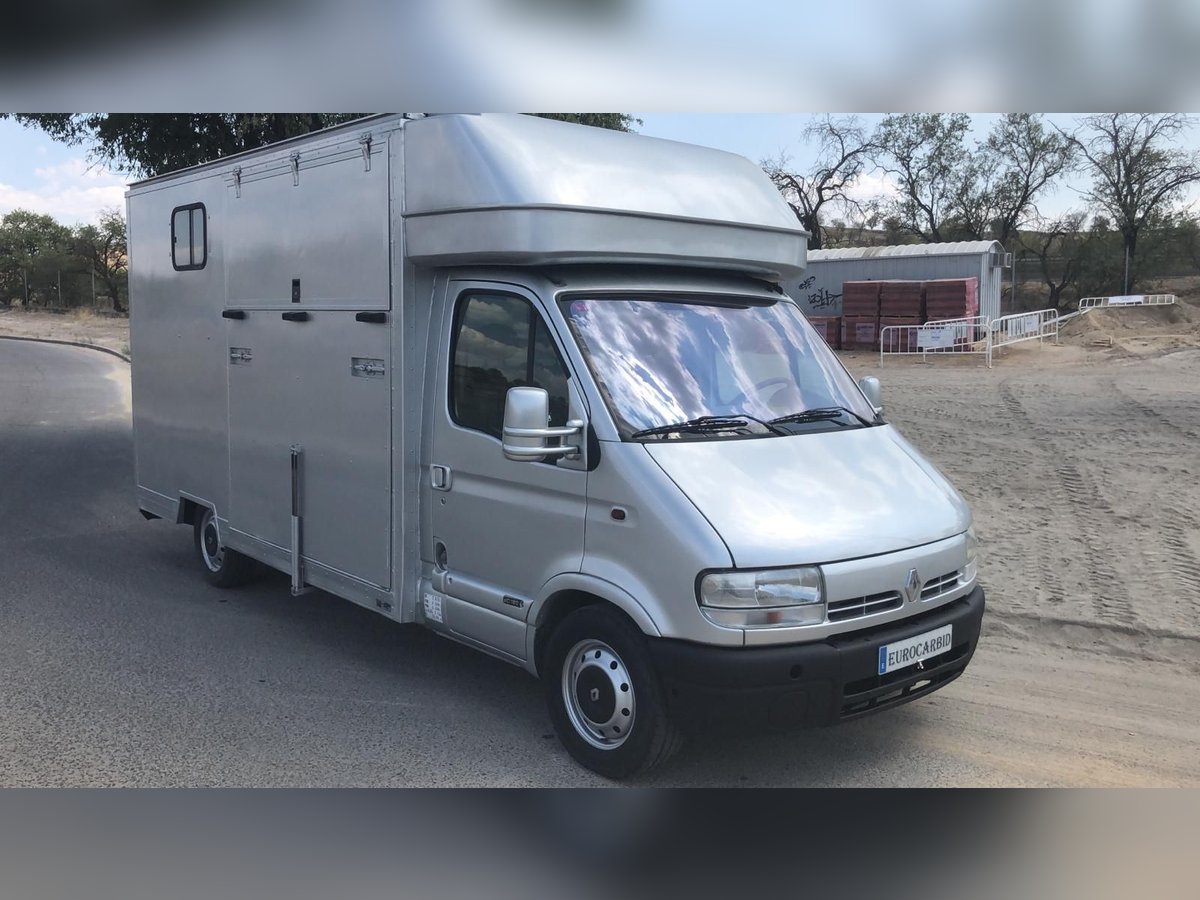 Renault Master 2,8 dci  para 2 caballos 