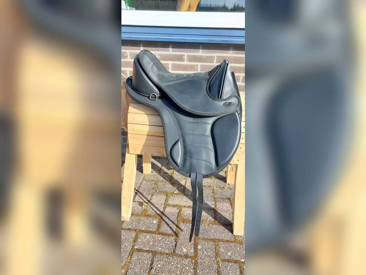 Tweedekans EDIX Courville boomlooszadel maat S