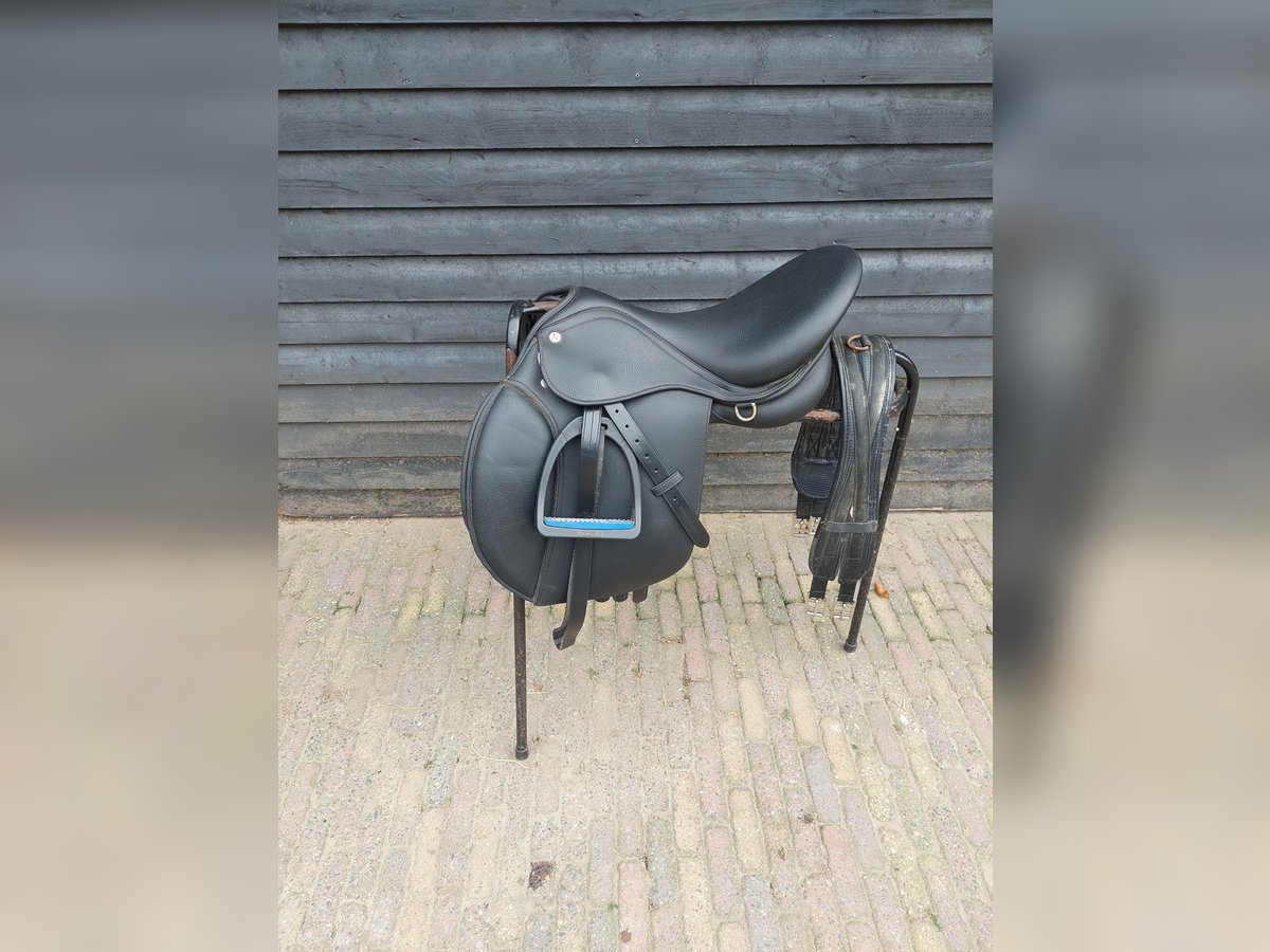 Veelzijdigheidszadel Norton 17'' Veelzijdigheidszadel Norton 17''