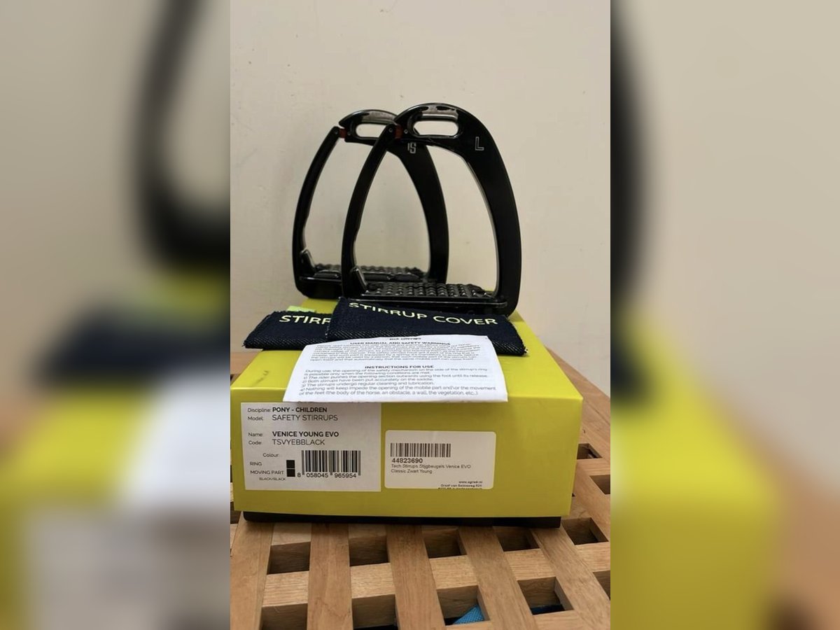 Childeren (KINDER) Tech stirrups te koop!