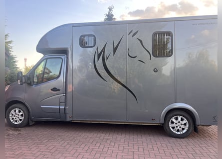 Camionnette Renault Master confortable