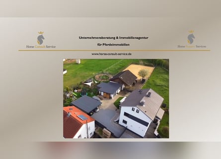 Einfamilienhaus mit Pferdehaltung in Abensberg/Arnhofen