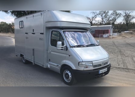 Renault Master 2.8 dci  para 2 caballos 