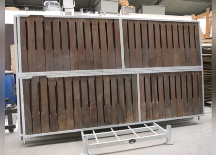 Trennwände mit Bongossiholzfüllung 3,50 m x 2m 