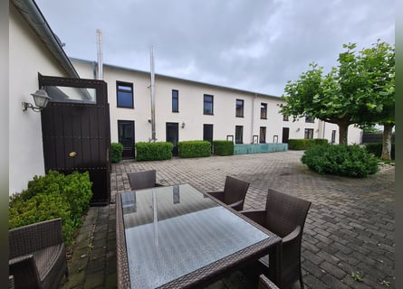 Beautiful estate for sale, suitable as an equestrian facility or development property, located in a 