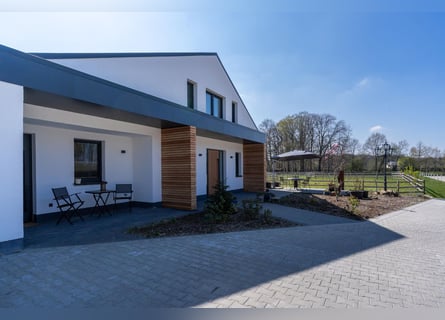 Exclusive riding facility between Münsterland and East Westphalia, offering top-level living and tra
