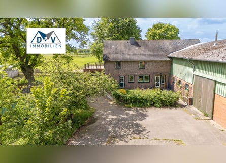 Pure country charm – spacious estate in a peaceful secluded location with approximately 18.5 acres o
