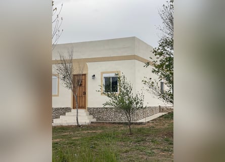 Unique Off-Grid Mountain Home With 360° Panoramic Views and Full Equestrian Facilities 