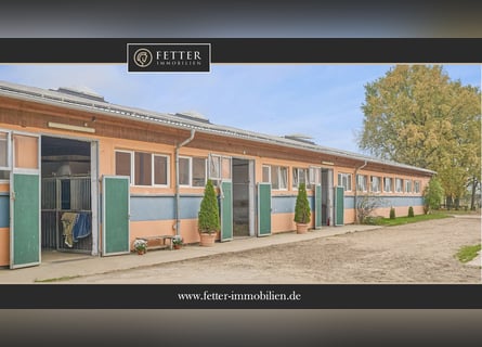 Reitanlage bei Berlin zu verkaufen – Platz für knapp 100 Pferde im Landkreis Havelland