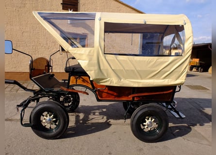 Neuer Planwagen m. Traktorrädern