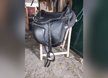 Barefoot Nottingham Sattel