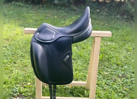Amerigo Pasubio Dressursattel 17,5" Monoblatt schwarz