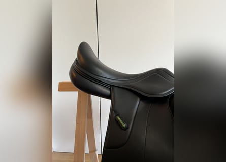 Amerigo Vega Dressursattel neu