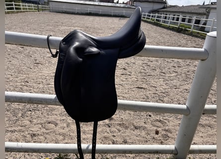 Childéric Dressursattel 17,5 Zoll