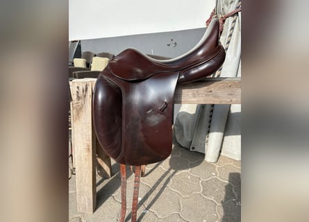 Cobra Dressursattel 18 Zoll braun