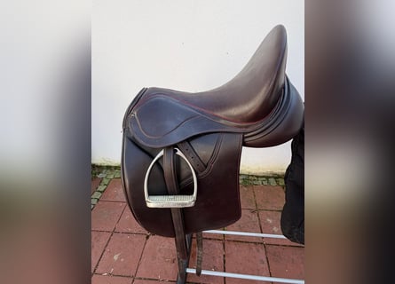 Dressursattel von Peter Horobin, SF Geneva