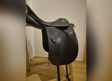 Euroriding Dressursattel Diamant – 17",