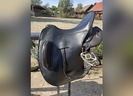 Signum Sattel Omega Rose working Equitation 