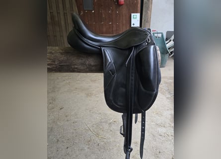 Toller PDS Dressursattel Carl Hester Aberdeen 17,5 Zoll Monoblatt 