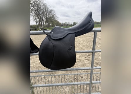 Bynamic Springsattel 17,5 Zoll