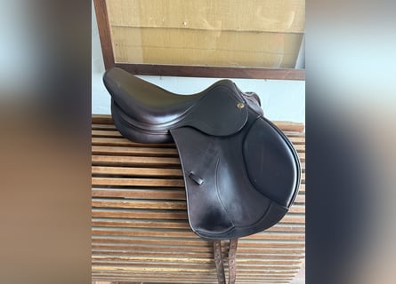 Cobra Springsattel „Courage“, braun, 17,5 Zoll, kaum benutzt