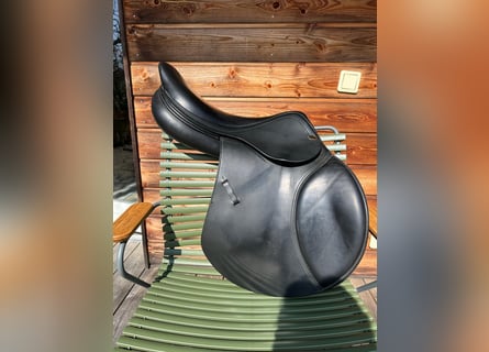 Cobra Springsattel schwarz 17,5 Zoll in sehr gutem Zustand