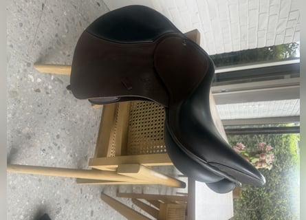Seabis Aachen PRO Springsattel, 17 Zoll – gebraucht