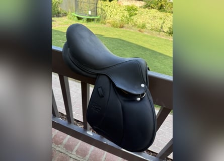 Voltaire Kinder / Jugend Springsattel Modell Welli 16Zoll schwarz