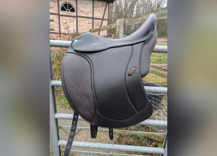 Wie neu! Hochwertiger Osmo Sattel (17,5") 