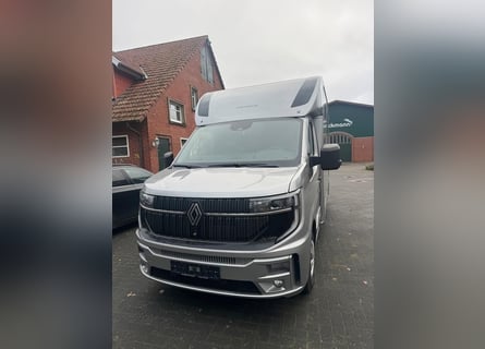 Renault Master Haras ATM na 1-2 konie, 150 KM