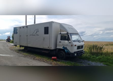 Trasporto cavalli MAN con tenda stalla, senza certificato di revisione (TÜV)