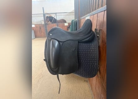 SELLA DRESSAGE