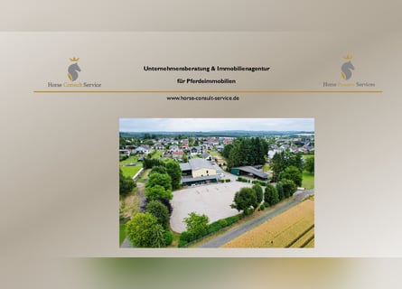 Proprietà esclusiva con impianto equestre di alta qualità in una posizione da sogno