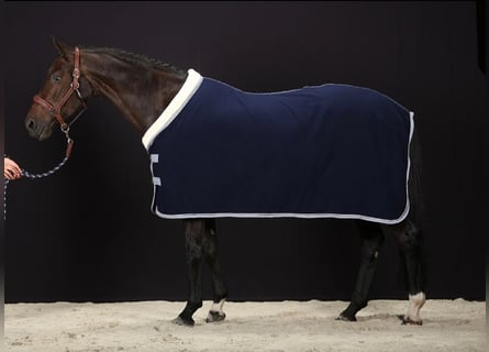 2 Luxe Fleece blankets 145/195cm