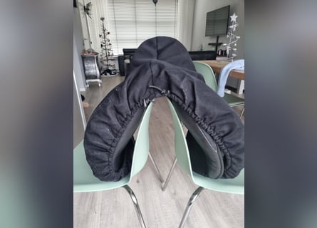 Hulsebos zadel 18inch medium wide impuls