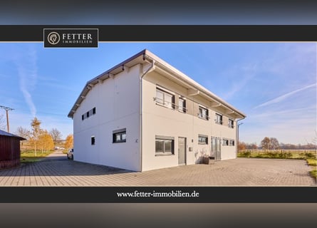 Neuwertige Tierklinik in Herrenberg 30 km südwestlich von Stuttgart zu verkaufen!