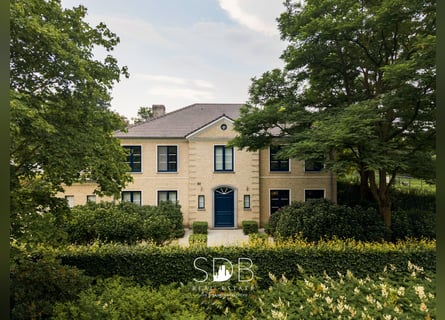 Prachtig landhuis met paardenfaciliteiten op 15.804m² te Haasdonk