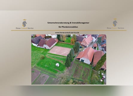 Reiterhof mit großzügigem Wohnhaus im Weserbergland