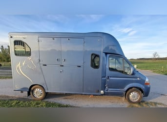 Horsebox Theault Deluxe