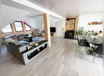 Das Anwesen befindet sich in Osthessen, im Landkreis Fulda, in der Gemeinde Hosenfeld