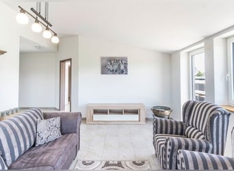 **Luxuriöses Pferdeanwesen in bester Lage** - Schweiz